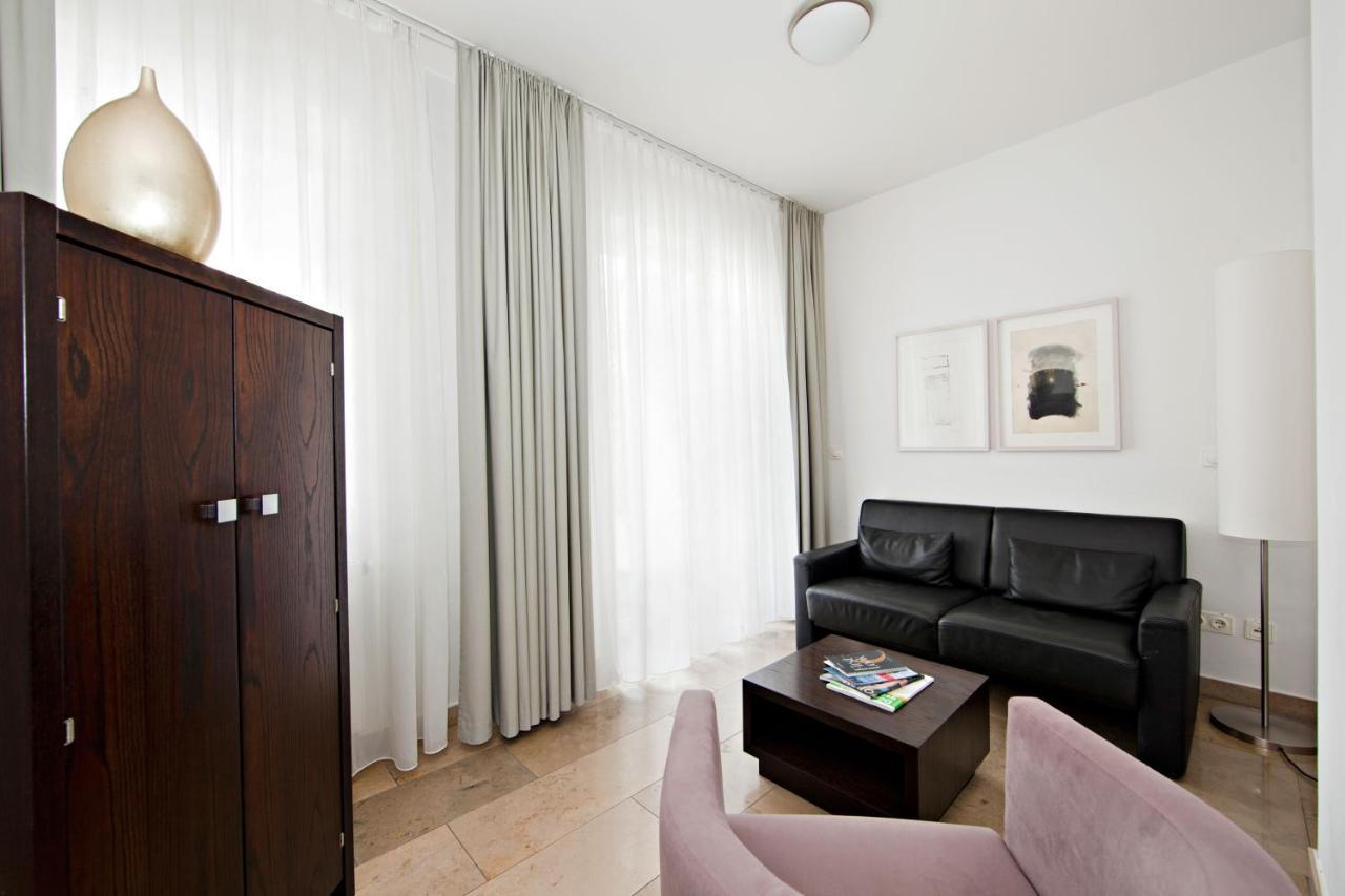 Devin Art Hotel Düsseldorf Exteriör bild