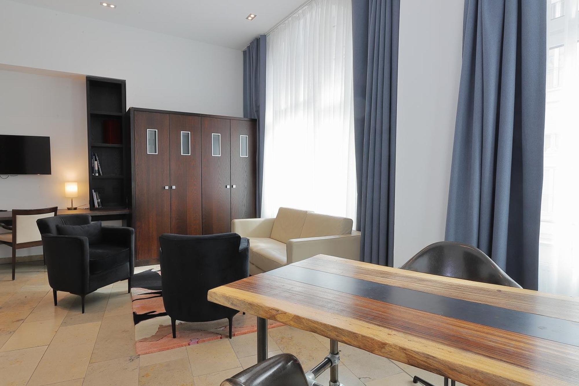 Devin Art Hotel Düsseldorf Exteriör bild