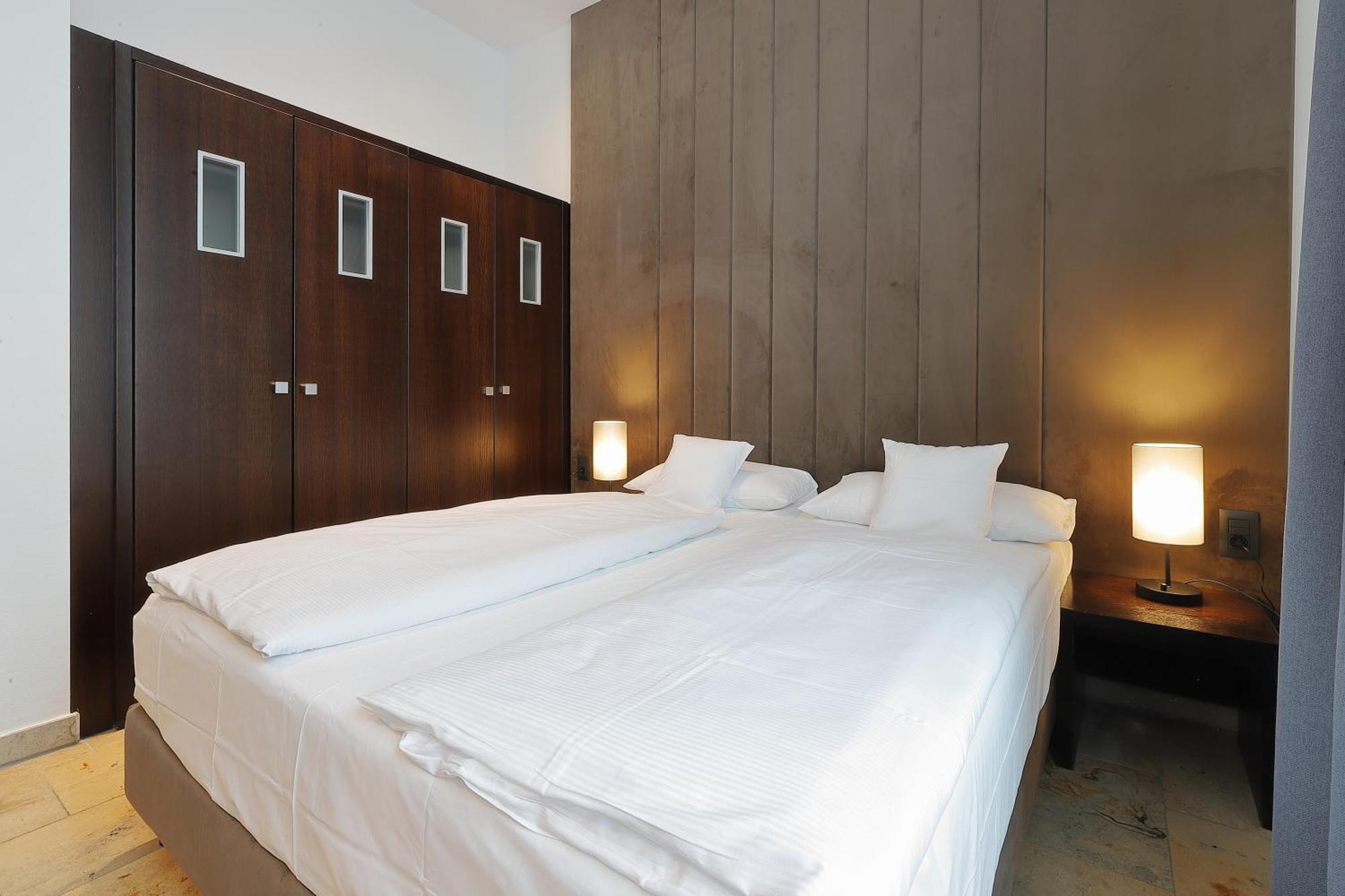 Devin Art Hotel Düsseldorf Exteriör bild