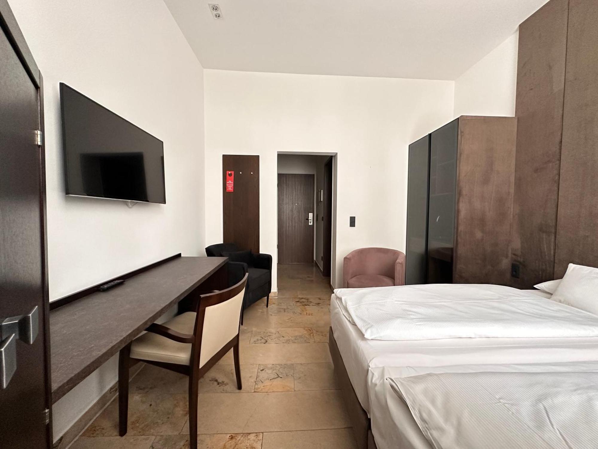 Devin Art Hotel Düsseldorf Exteriör bild